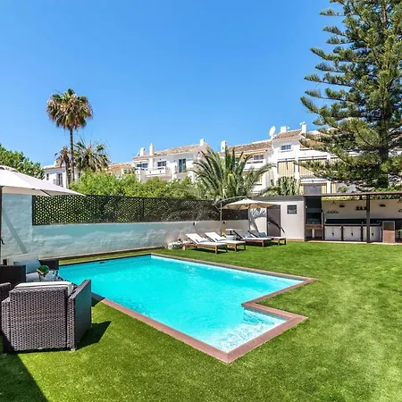 Villa Vacation Marbella I Riviera Del Sol, Private Pool, Jacuzzi, Walking Distance To The *