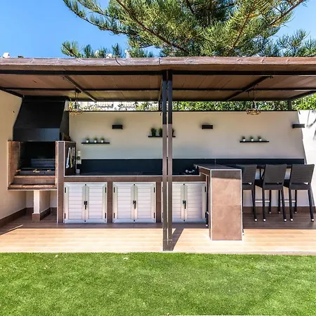 Vacation Marbella I Riviera Del Sol, Private Pool, Jacuzzi, Walking Distance To The Villa Malaga