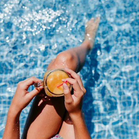 Villa Vacation Marbella I Riviera Del Sol, Private Pool, Jacuzzi, Walking Distance To The *