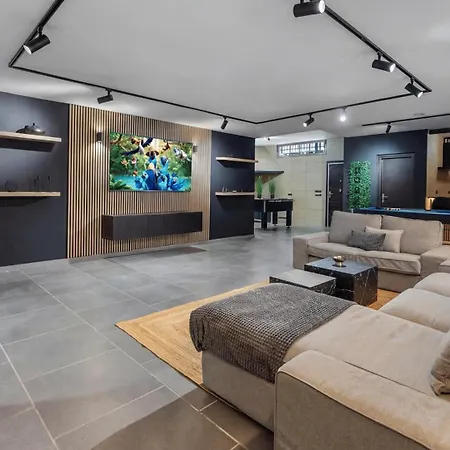 Vacation Marbella I Riviera Del Sol, Private Pool, Jacuzzi, Sauna, Gym, Cinema, Billiard, Walking Distance To The