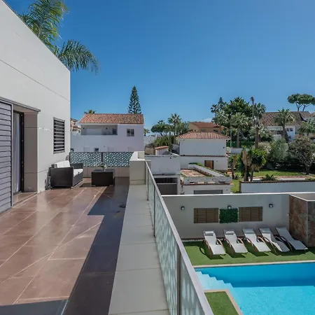 Villa Vacation Marbella I Riviera Del Sol, Private Pool, Jacuzzi, Sauna, Gym, Cinema, Billiard, Walking Distance To The Málaga