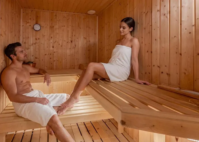 Vacation Marbella I Riviera Del Sol, Private Pool, Jacuzzi, Sauna, Gym, Cinema, Billiard, Walking Distance To The Villa Málaga