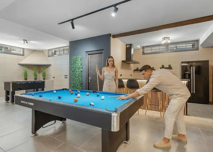 Vacation Marbella I Riviera Del Sol, Private Pool, Jacuzzi, Sauna, Gym, Cinema, Billiard, Walking Distance To The Villa *