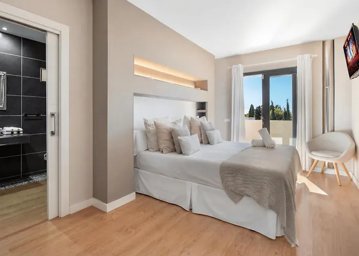 Vacation Marbella I Riviera Del Sol, Private Pool, Jacuzzi, Sauna, Gym, Cinema, Billiard, Walking Distance To The Villa *