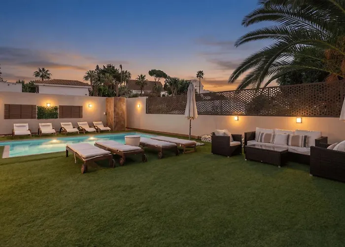 Vacation Marbella I Riviera Del Sol, Private Pool, Jacuzzi, Sauna, Gym, Cinema, Billiard, Walking Distance To The Villa